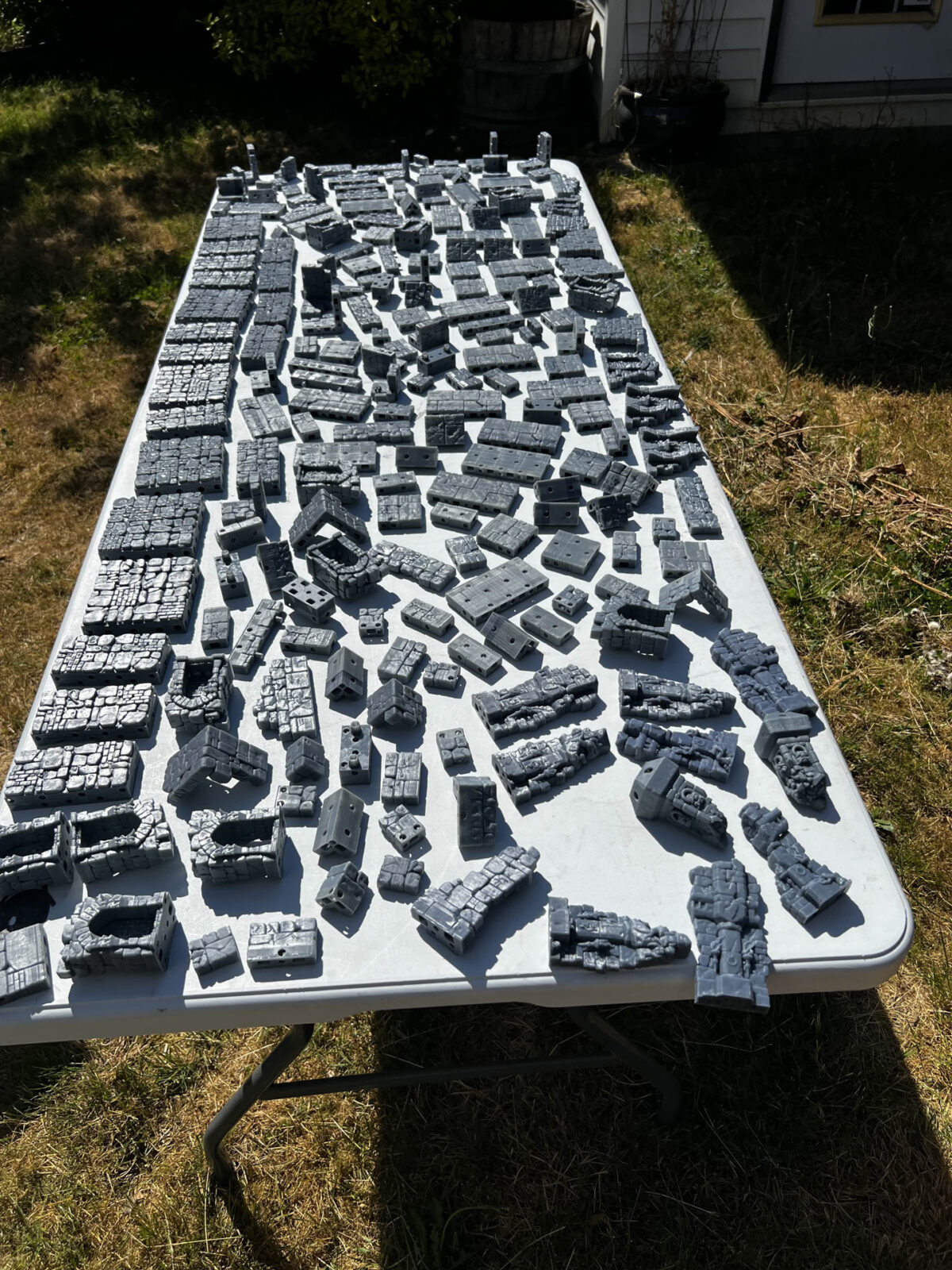 Dungeons-and-Dragons_and_Miniature-Display-Dungeon_by_CyclopsHobby_01