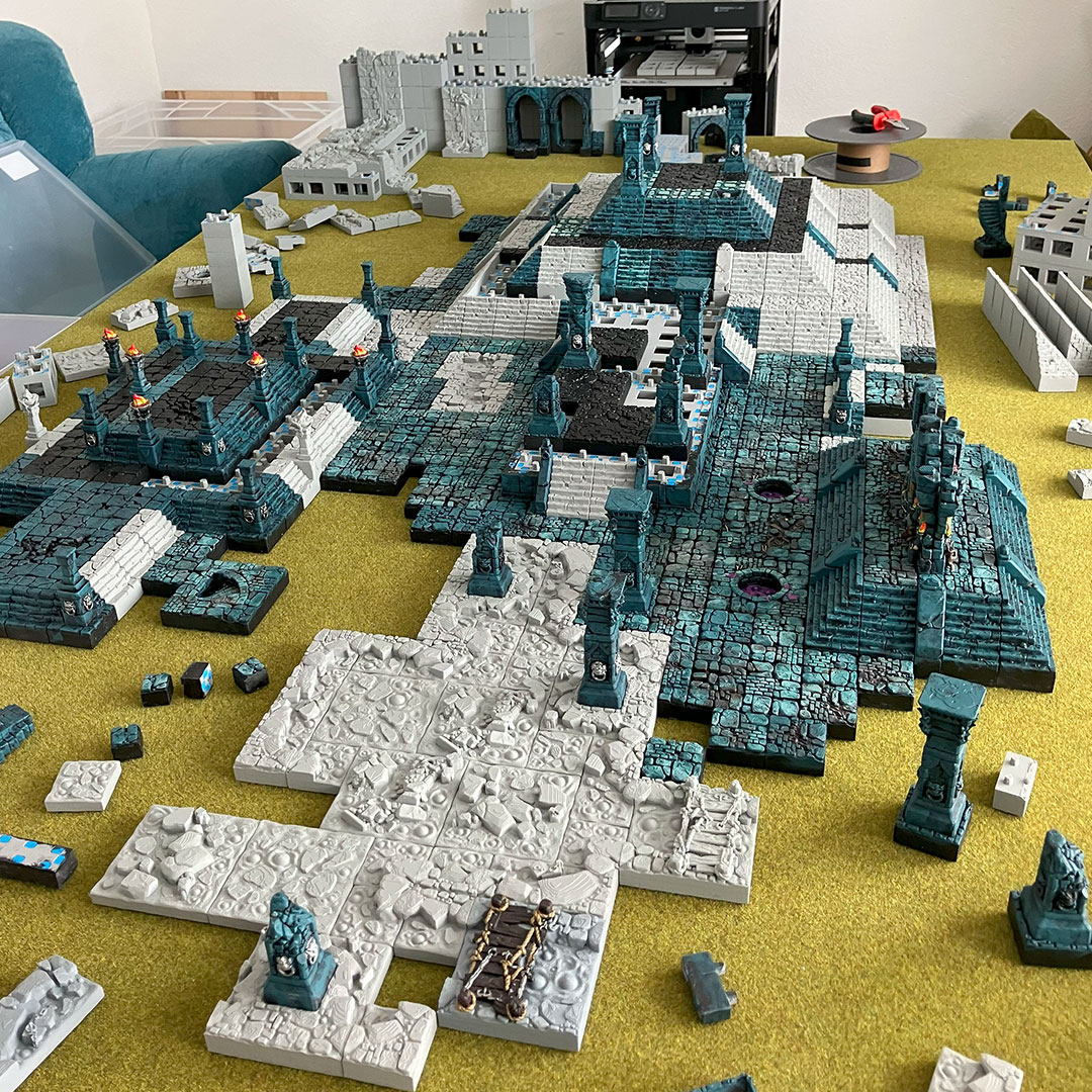 Temple diorama in progress using 3D-printable dungeon tiles (‘Curse of the Citadel’) on a grass-covered gaming board – setup impressions 01